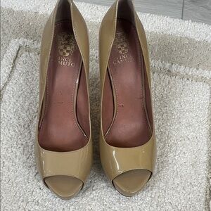 Vince Camuto Women's Beige Peep-Toe Platform Heels